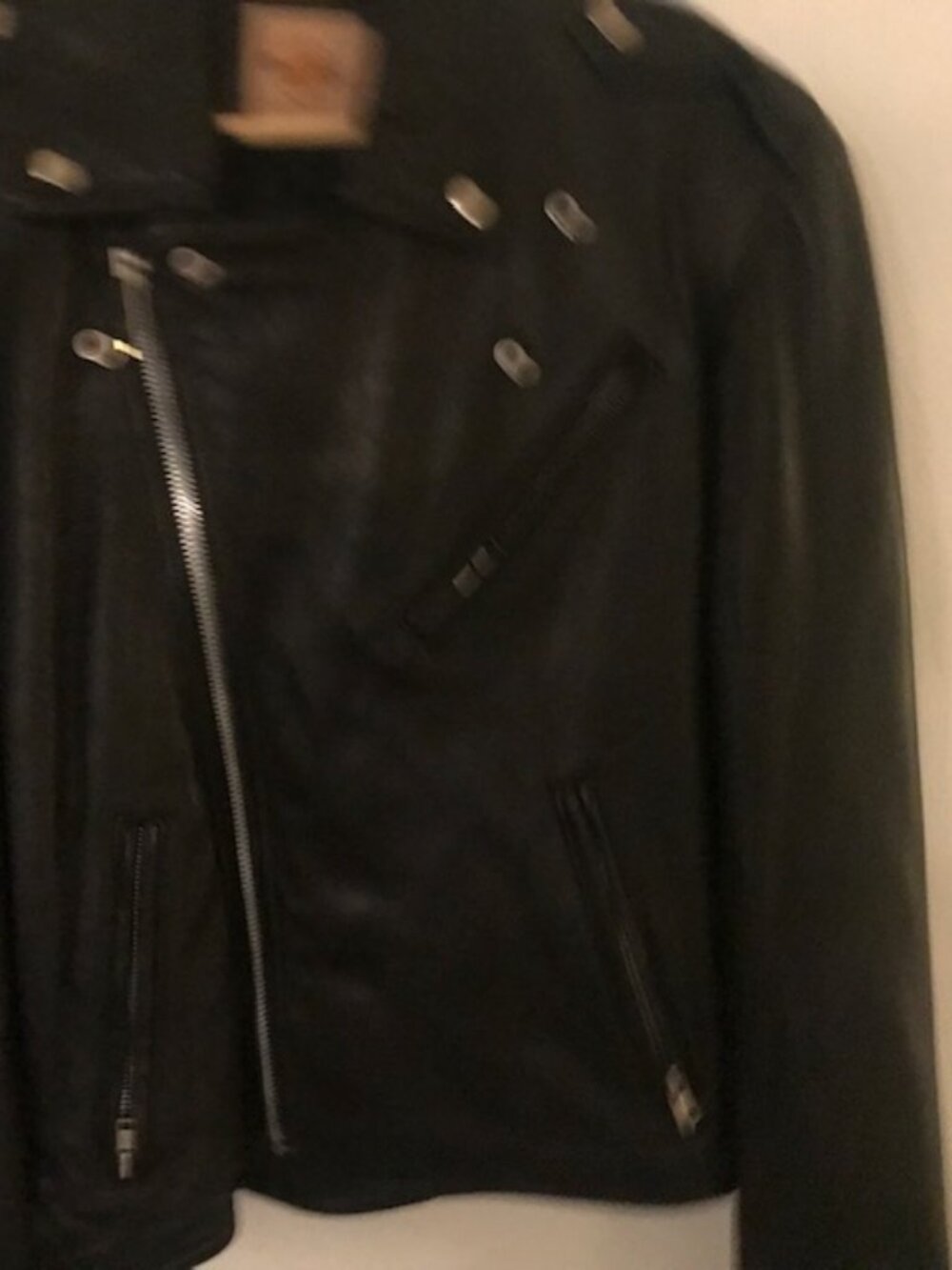 BRAND NEW BLACK LEATHER VINTAGE BIKER JACKET FROM HARD ROCK SAN ANTONIO - Picture 9 of 10